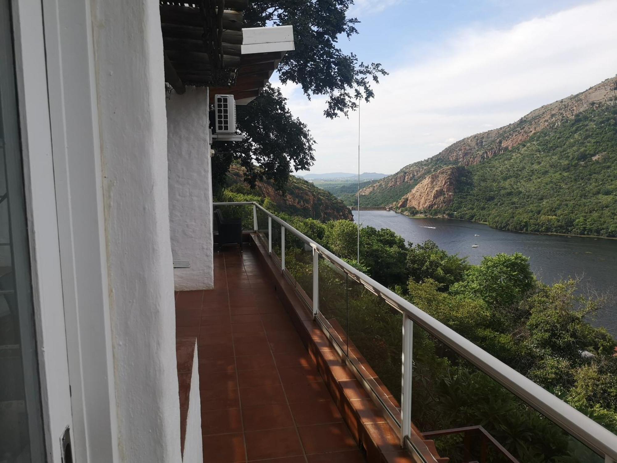 Letamong Bed and Breakfast Hartbeespoort Kamer foto