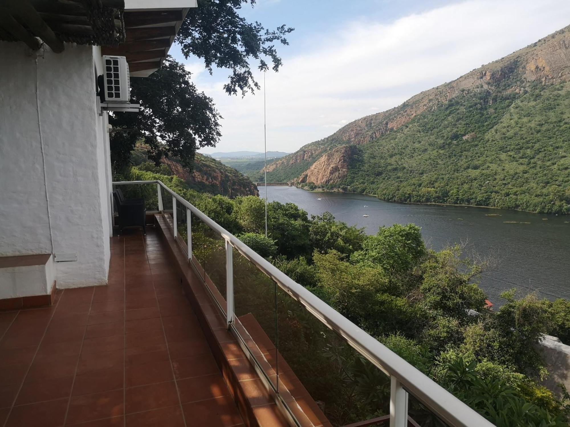 Letamong Bed and Breakfast Hartbeespoort Kamer foto
